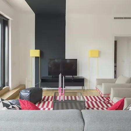 Apartment With View In 6 Perss *